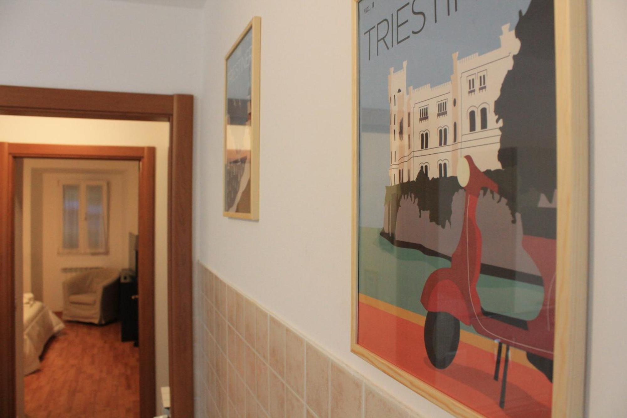 Terrace44 Oasi Di Pace E Relax Nel Cuore Di Trieste Luaran gambar