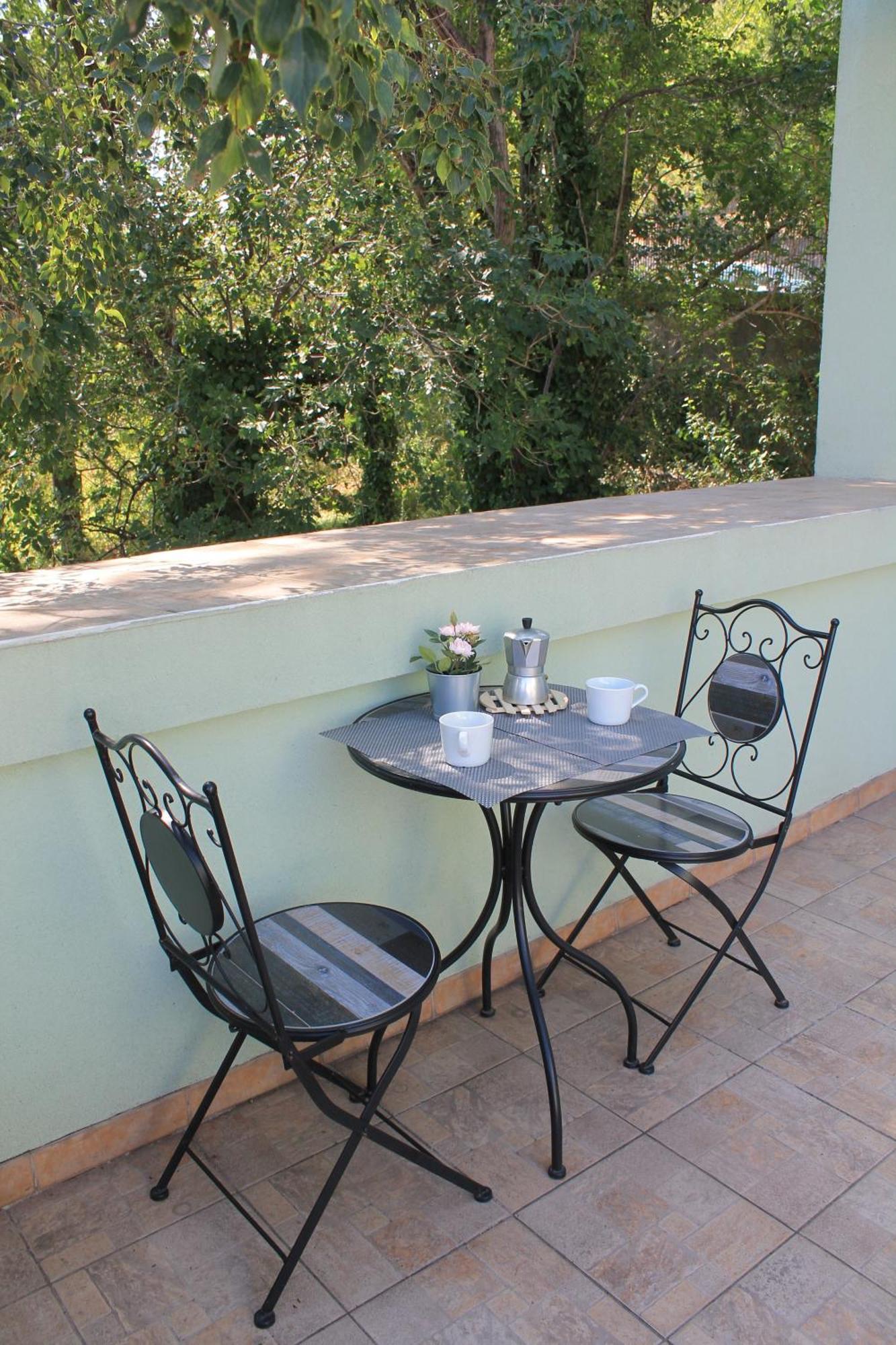 Terrace44 Oasi Di Pace E Relax Nel Cuore Di Trieste Luaran gambar
